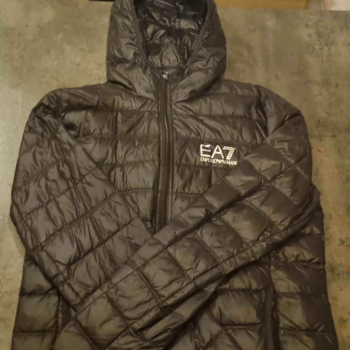 Svart quiltad jacka från EA7 Emporio Armani