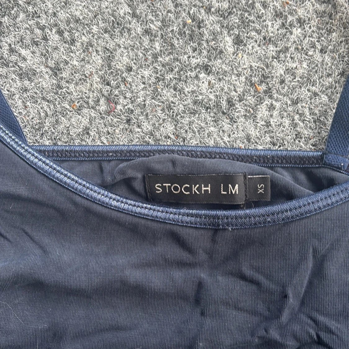 Mörkblå linnetopp från STOCKH LM XS - 2