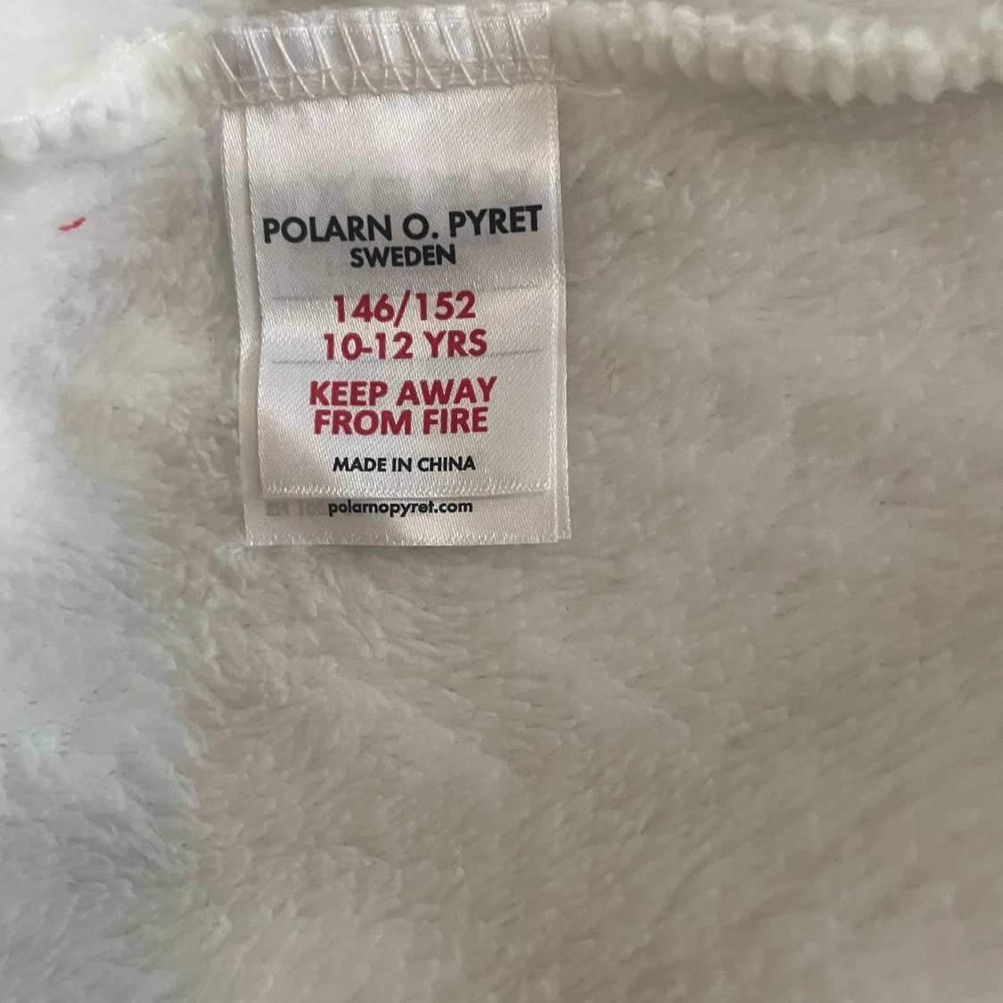 Vit morgonrock med huva Polarn O. Pyret - 1