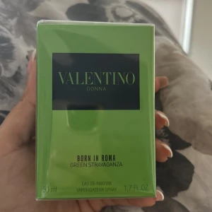 Valentino Donna Born In Roma Green - 50ml. Oöppnad