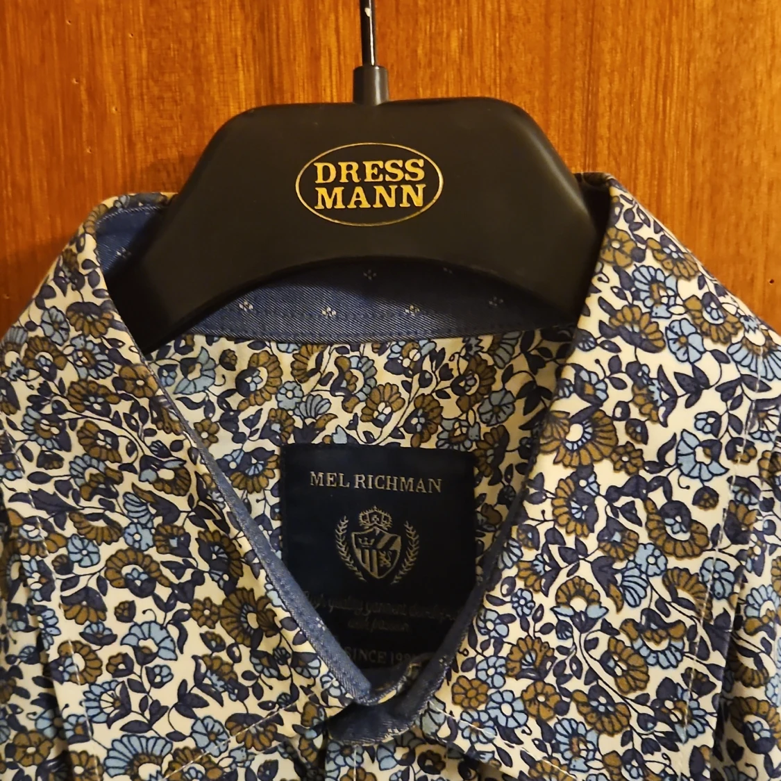 Blommig skjorta från Mel Richman - 1