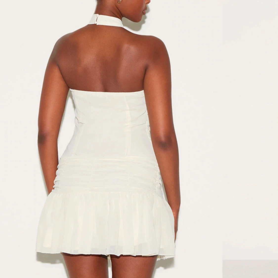 Vit halterneck klänning från Bershka - 1