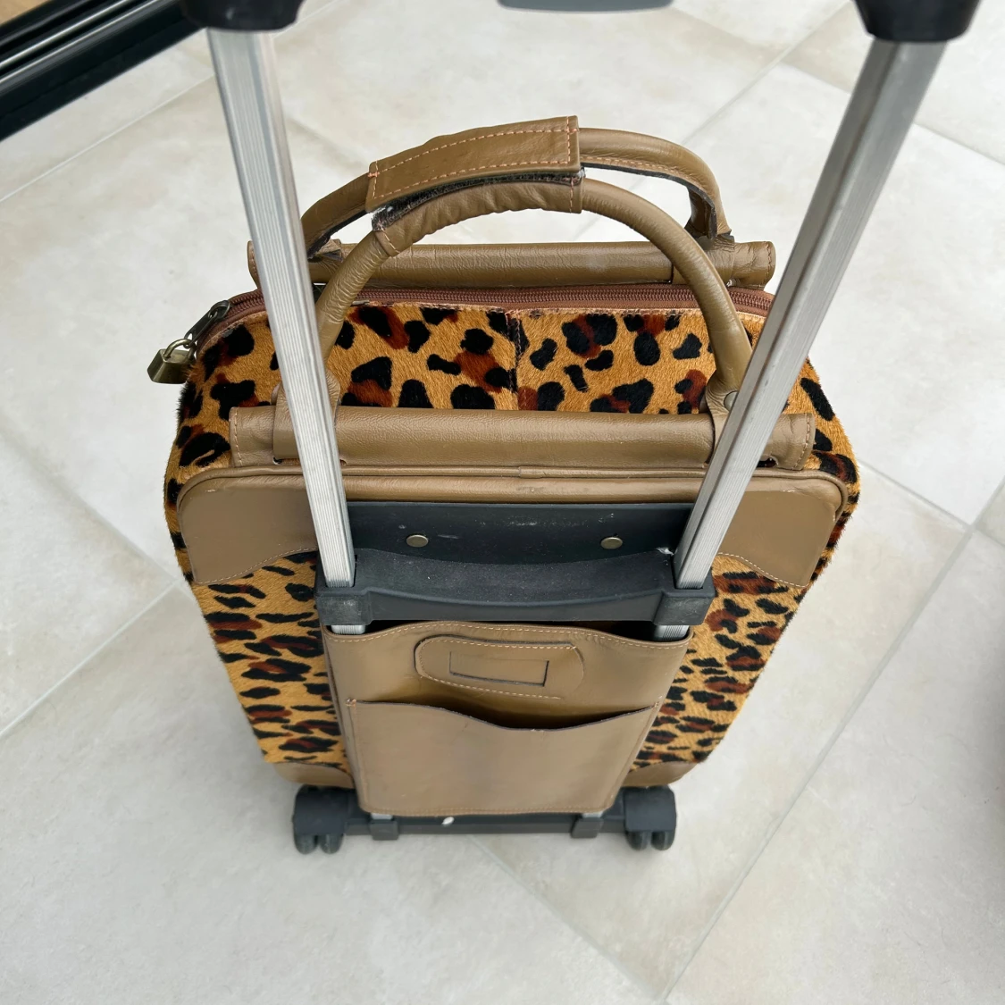 Leopard res väska i läder - 3