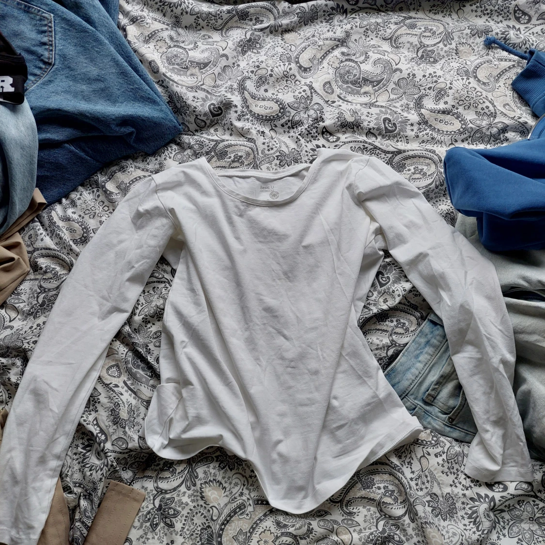 Vit långärmad tröja - 1