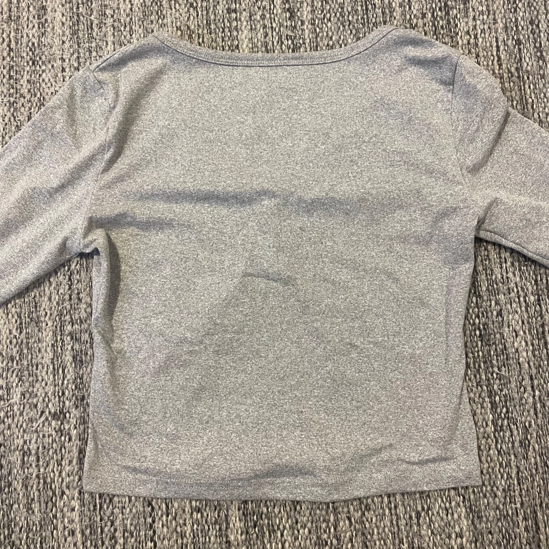 Grå långärmad topp - 1