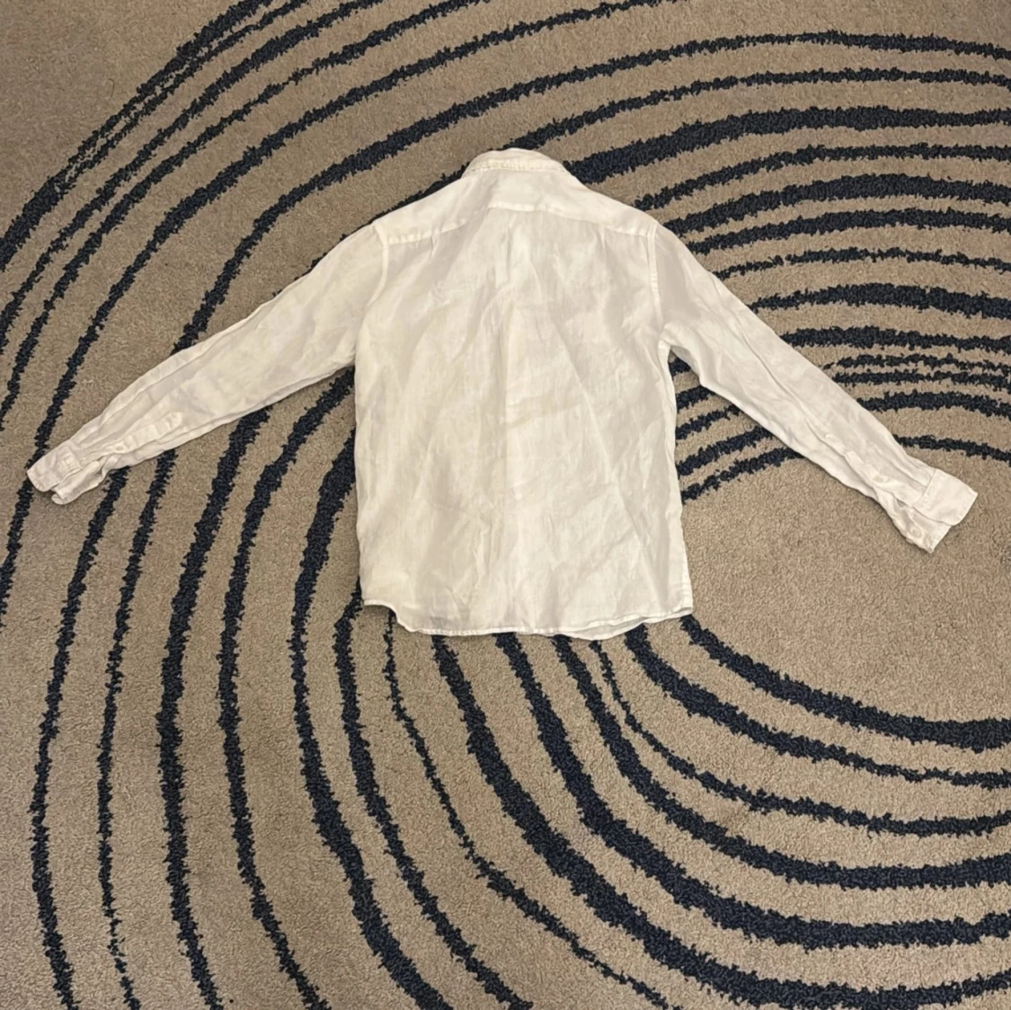 Vit linneskjorta - 92