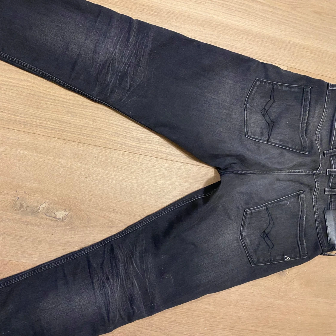 Svarta Replay Jeans - 2