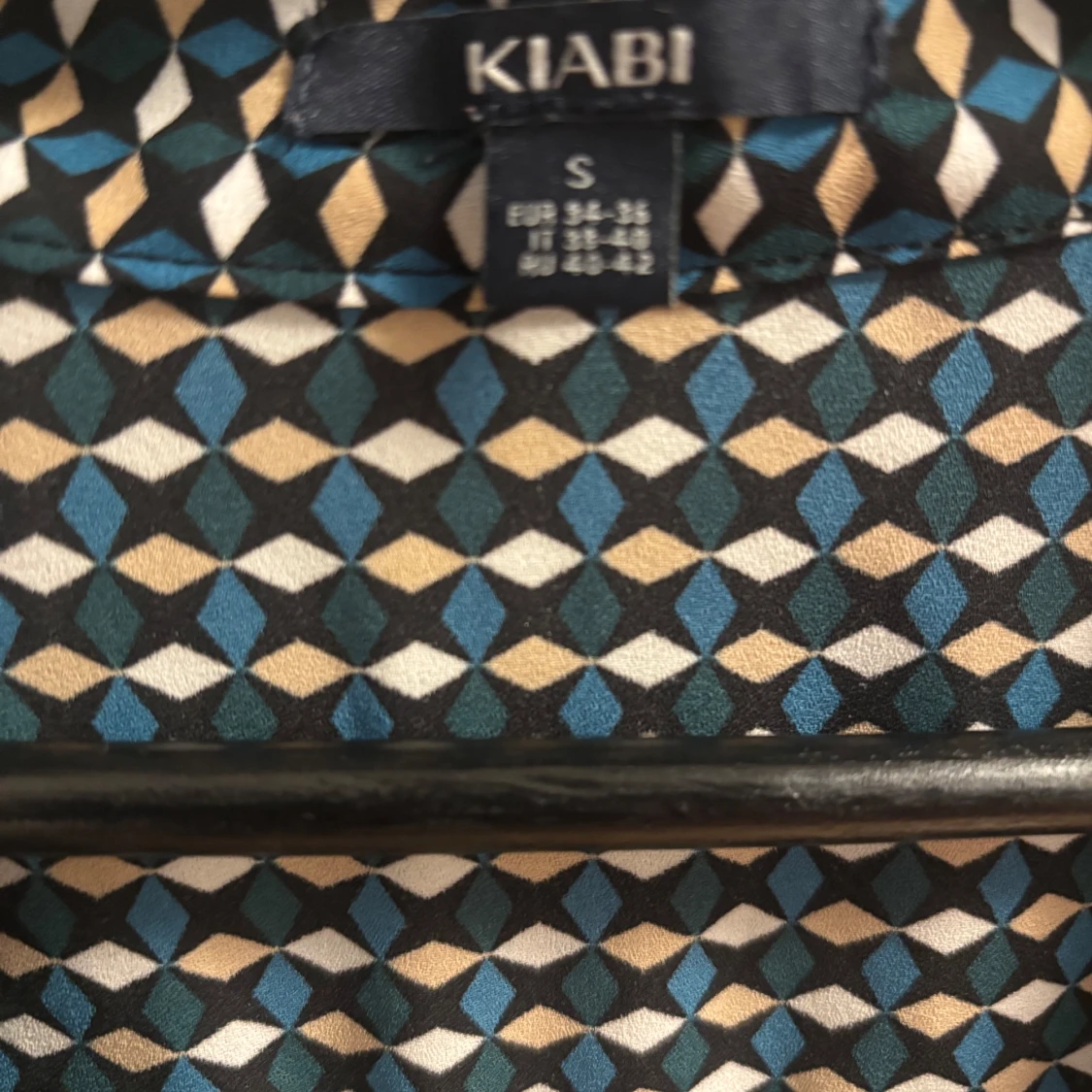 Mönstrad kortklänning från KIABI - 2