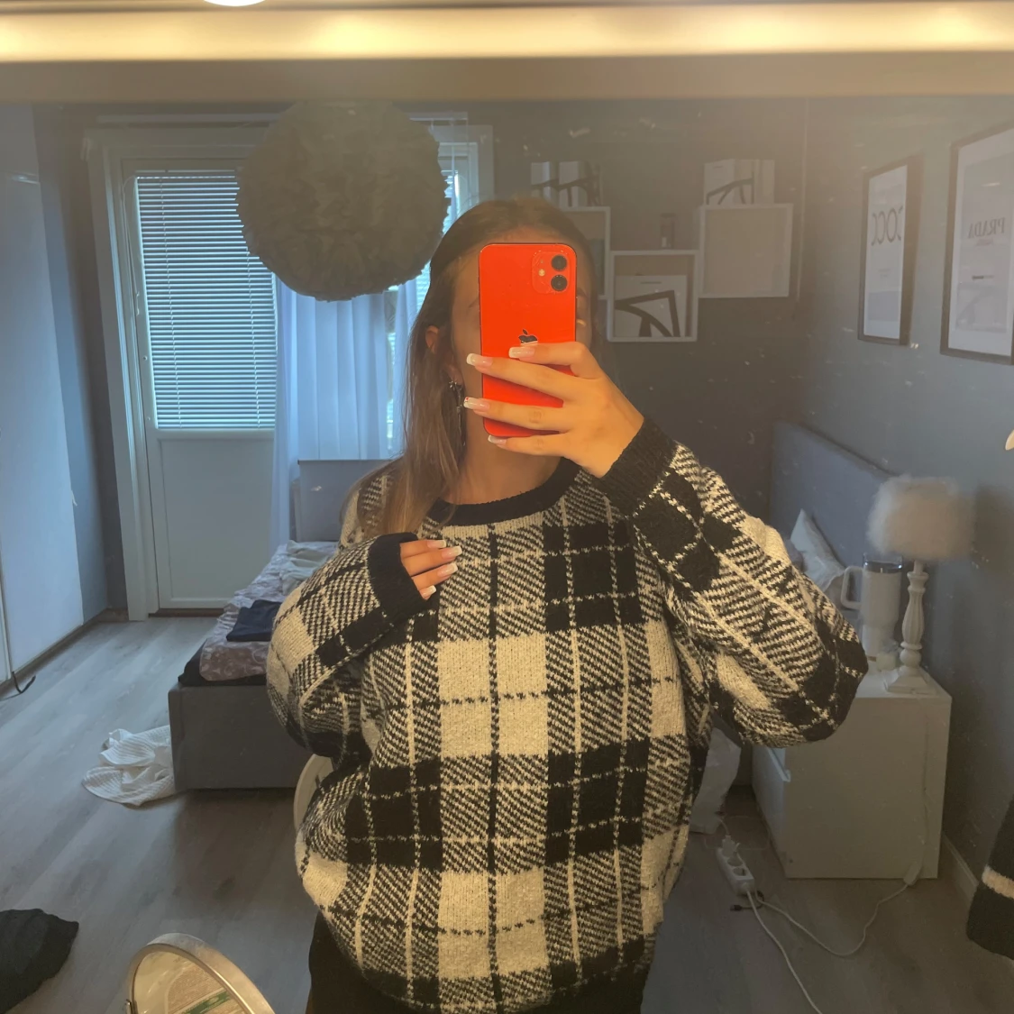 Rutig stickad tröja från H&M