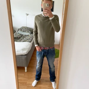 . - Kolla profilen för mer info om plagget