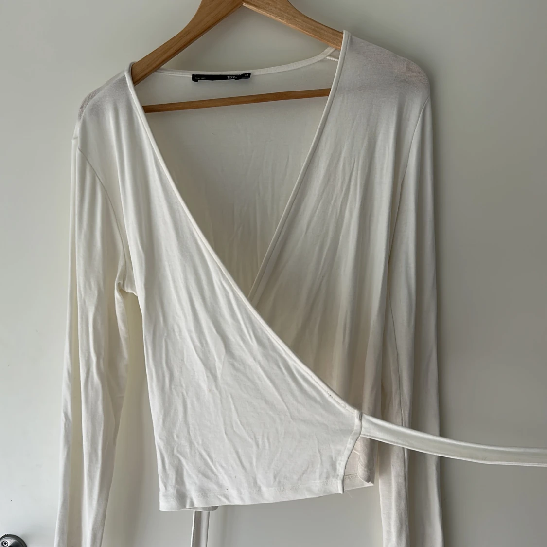 Vit omlottopp från Lager 157, stl M - 4