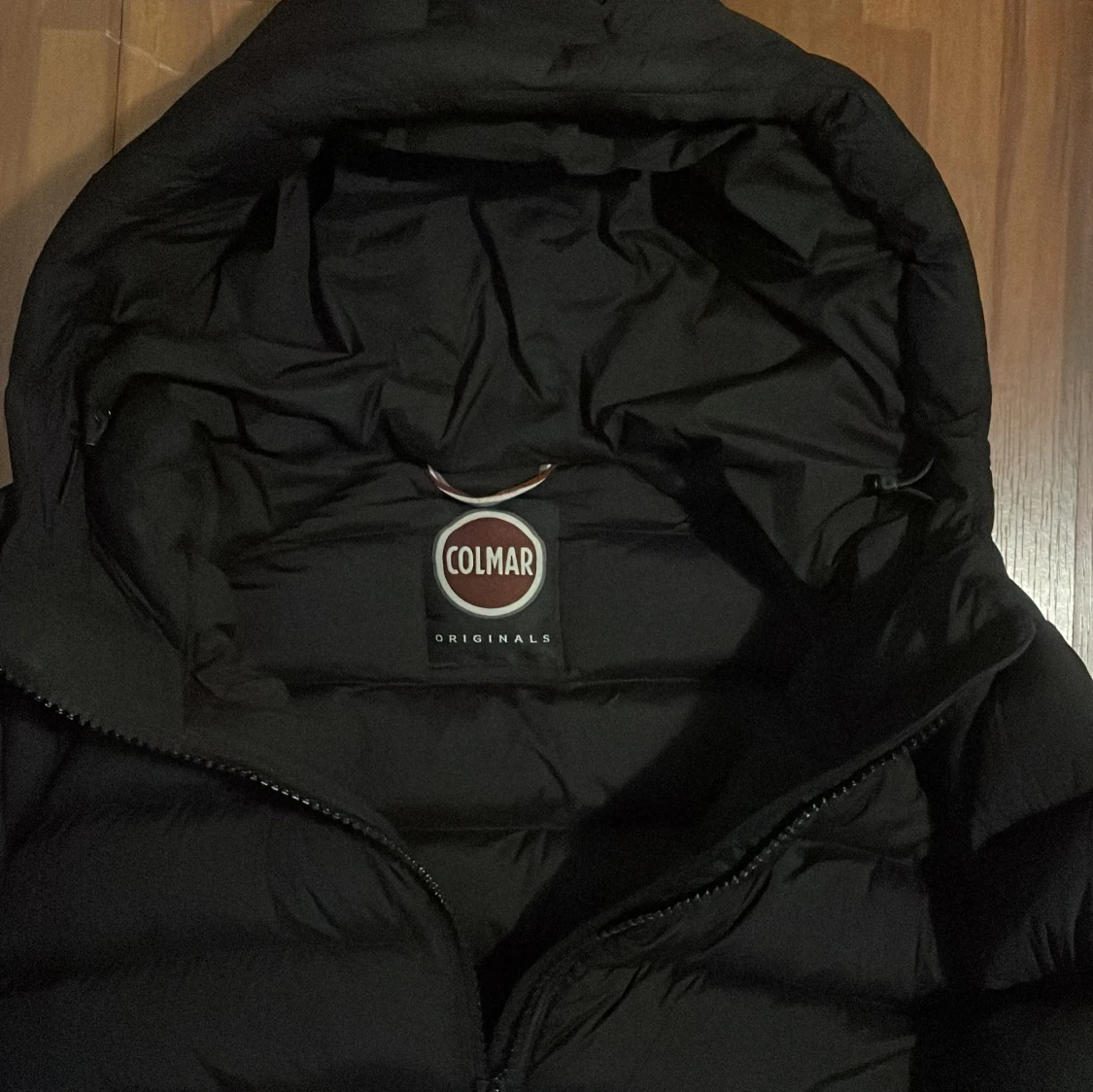 Svart Colmar pufferjacka med huva - 1