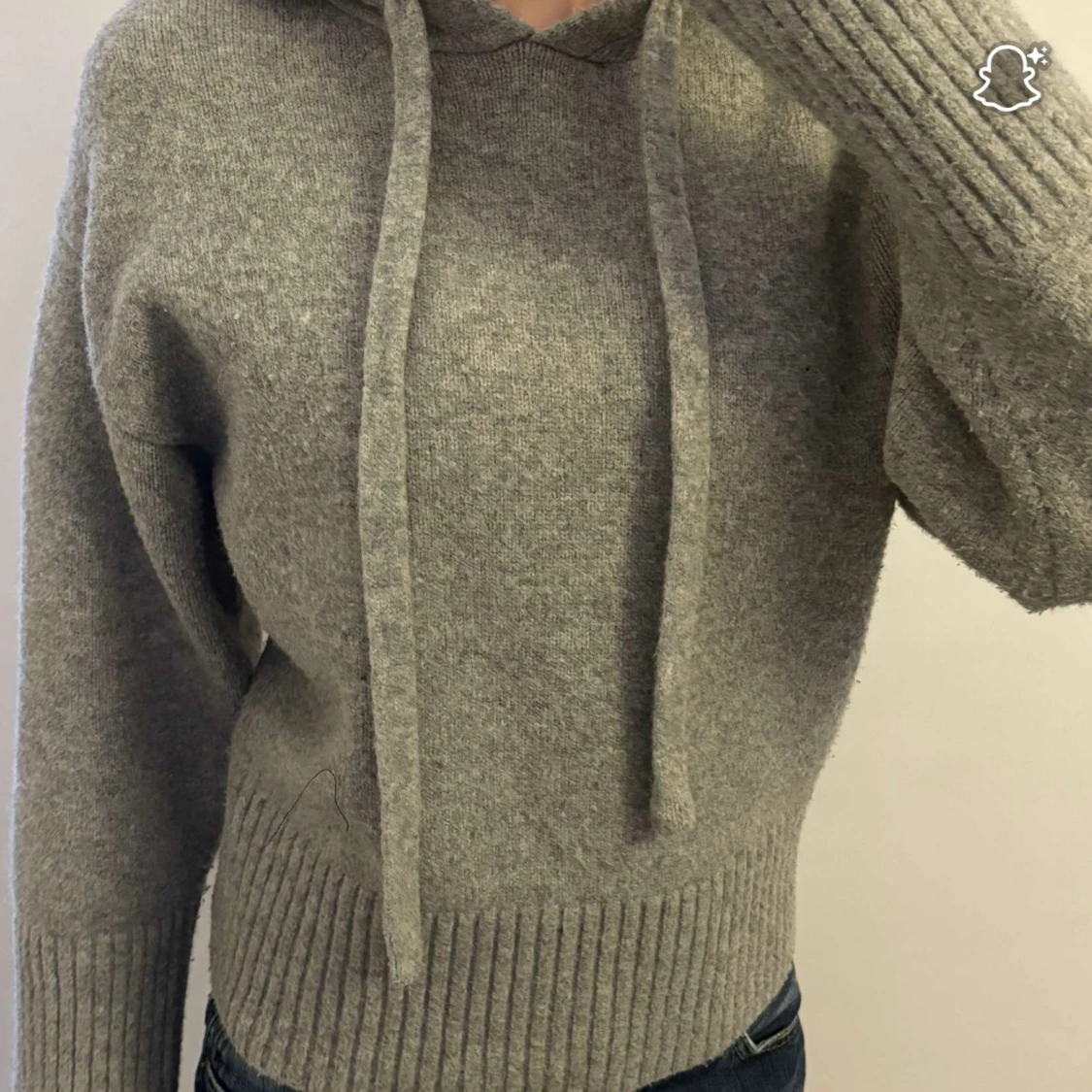 Grå stickad hoodie zara - 1