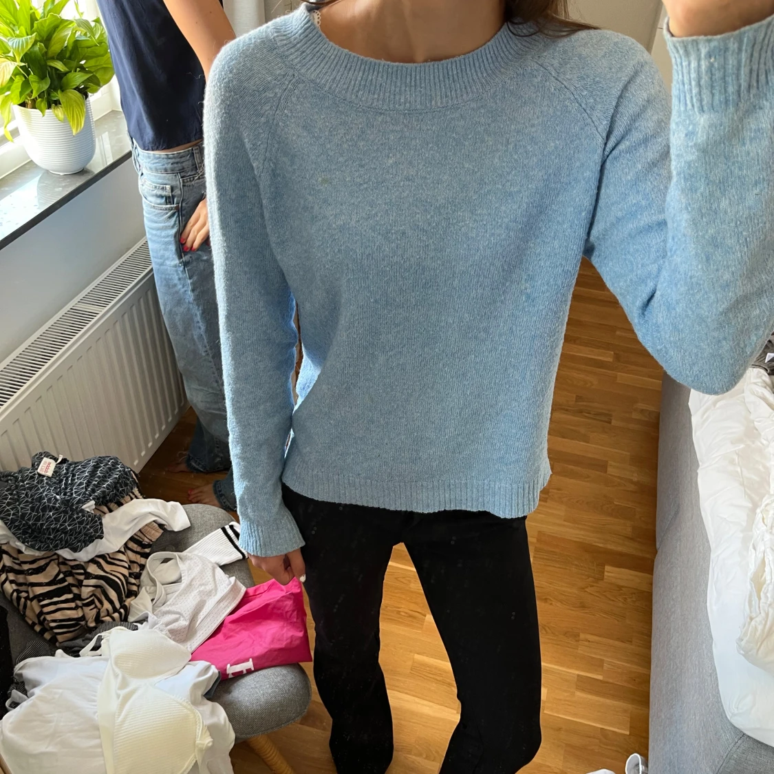 Ljusblå stickad tröja