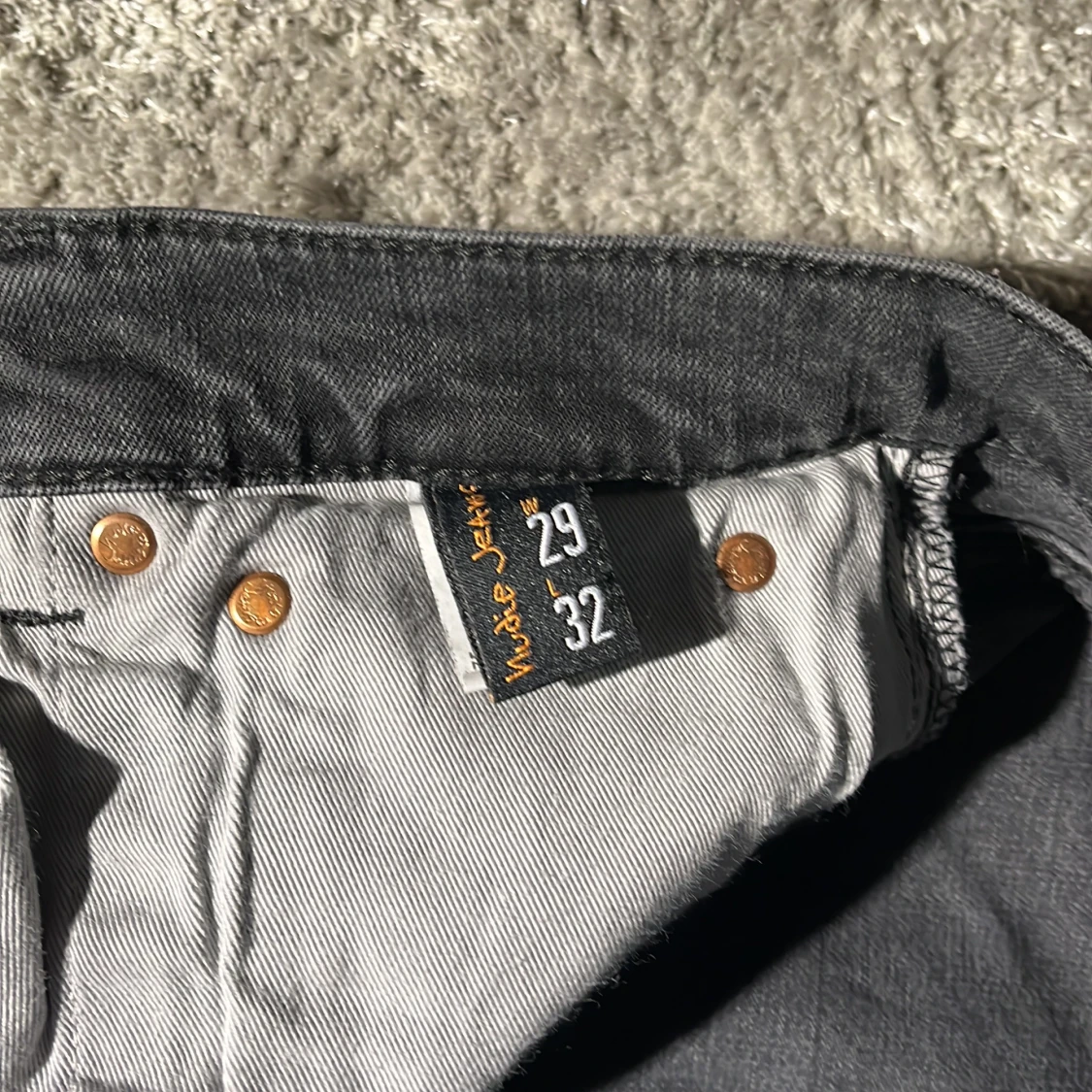 Svarta jeansbyxor - 2