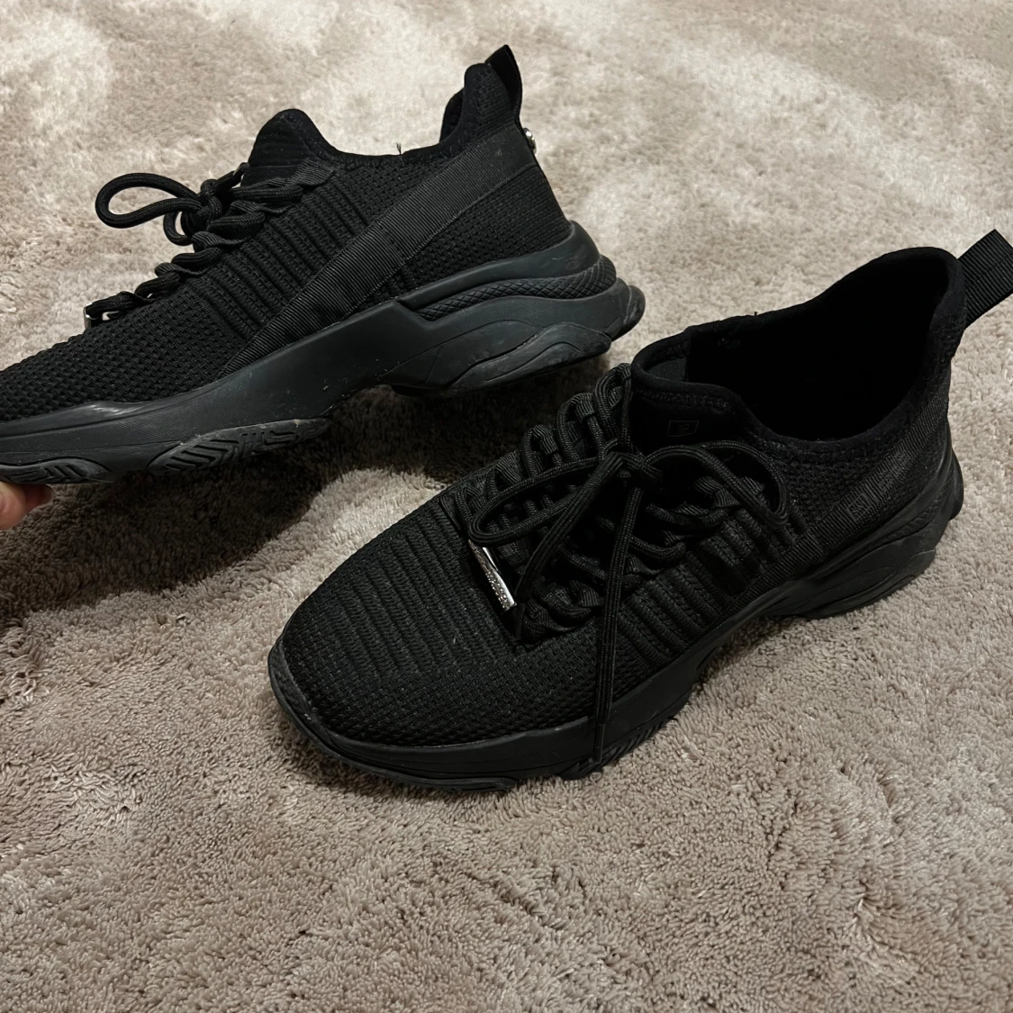 Svarta Steve Madden skor  - 1