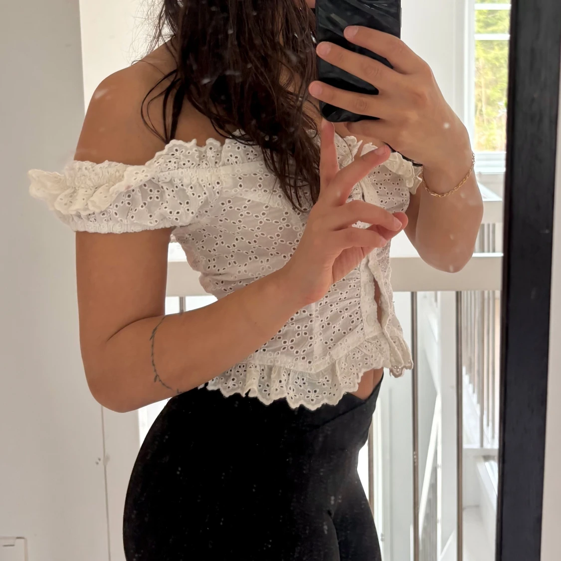 Vit blommig blus  - 1