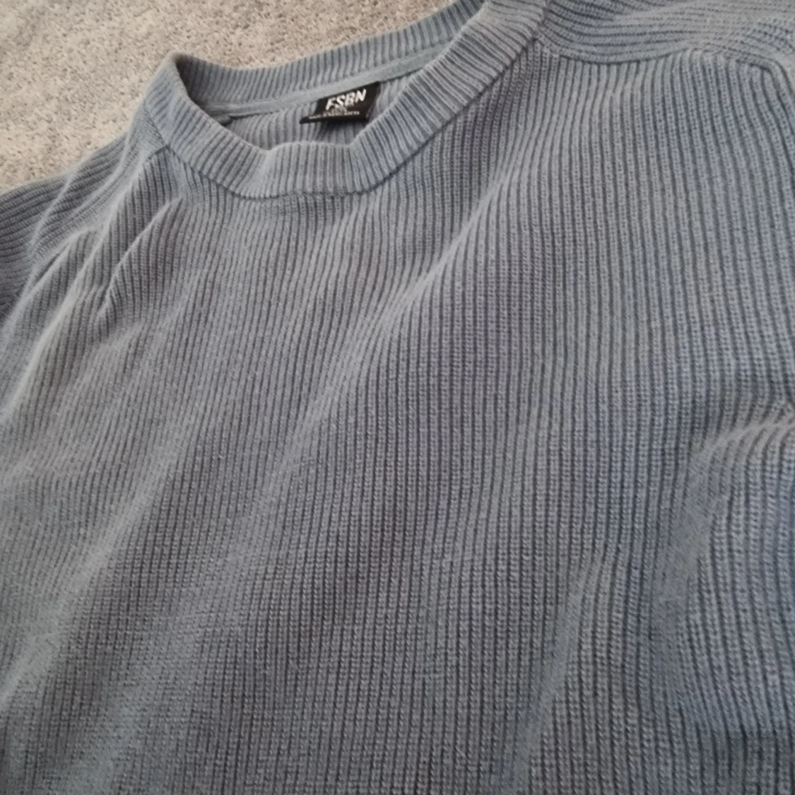 Blå stickad tröja från FSBN - 2