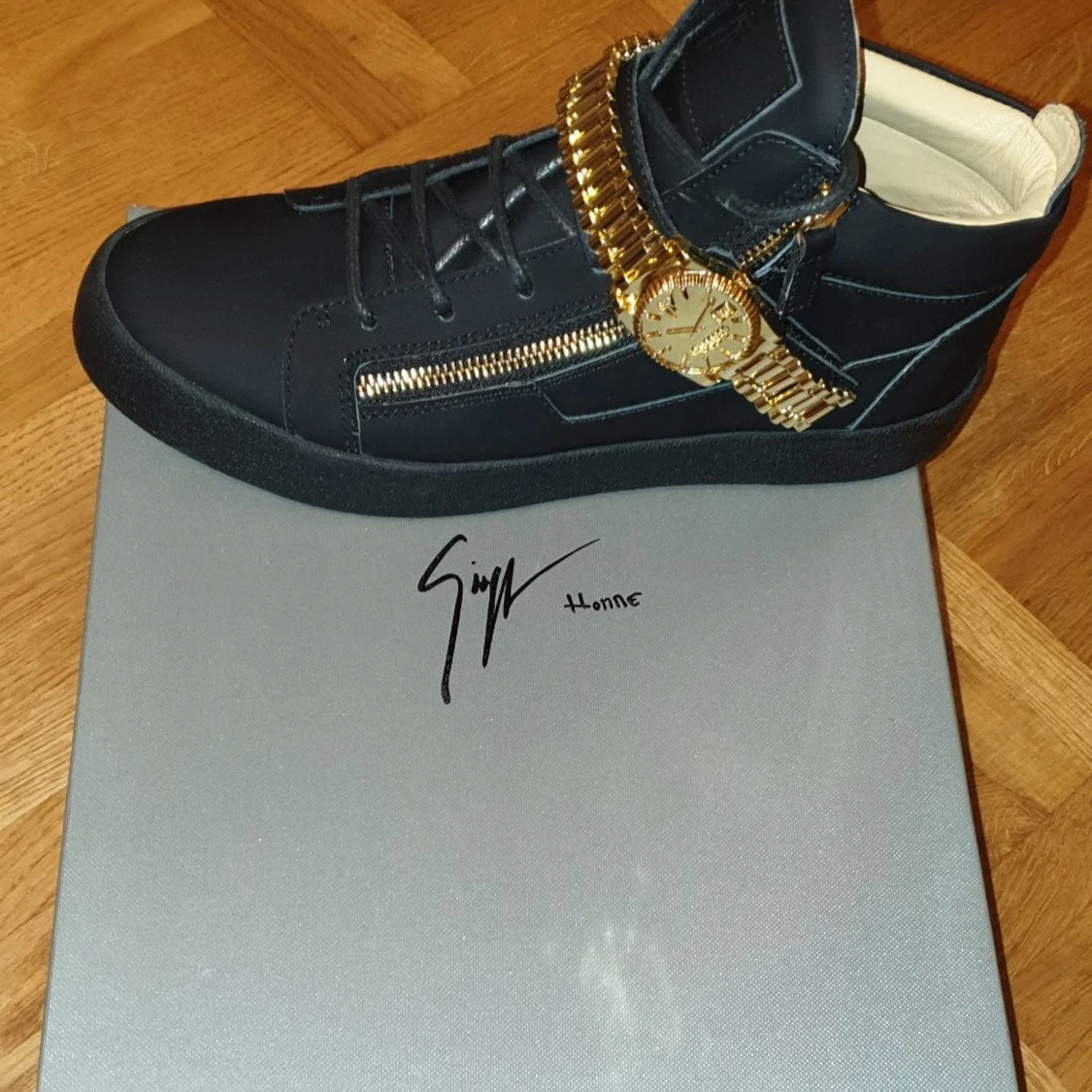 Giuseppe Zanotti skor 42