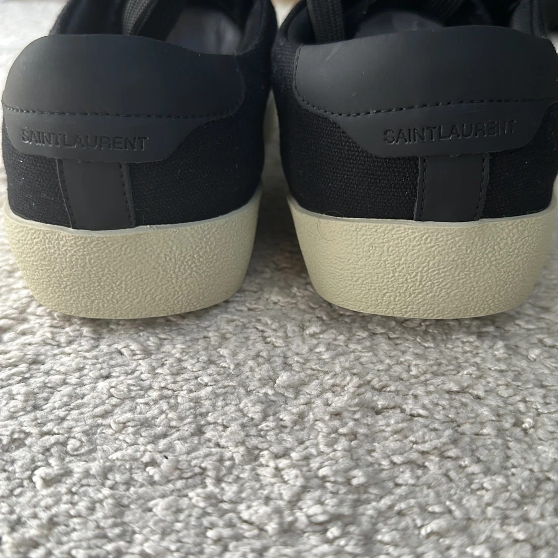 Saint Laurent skor ( kvitto finns ) - 2