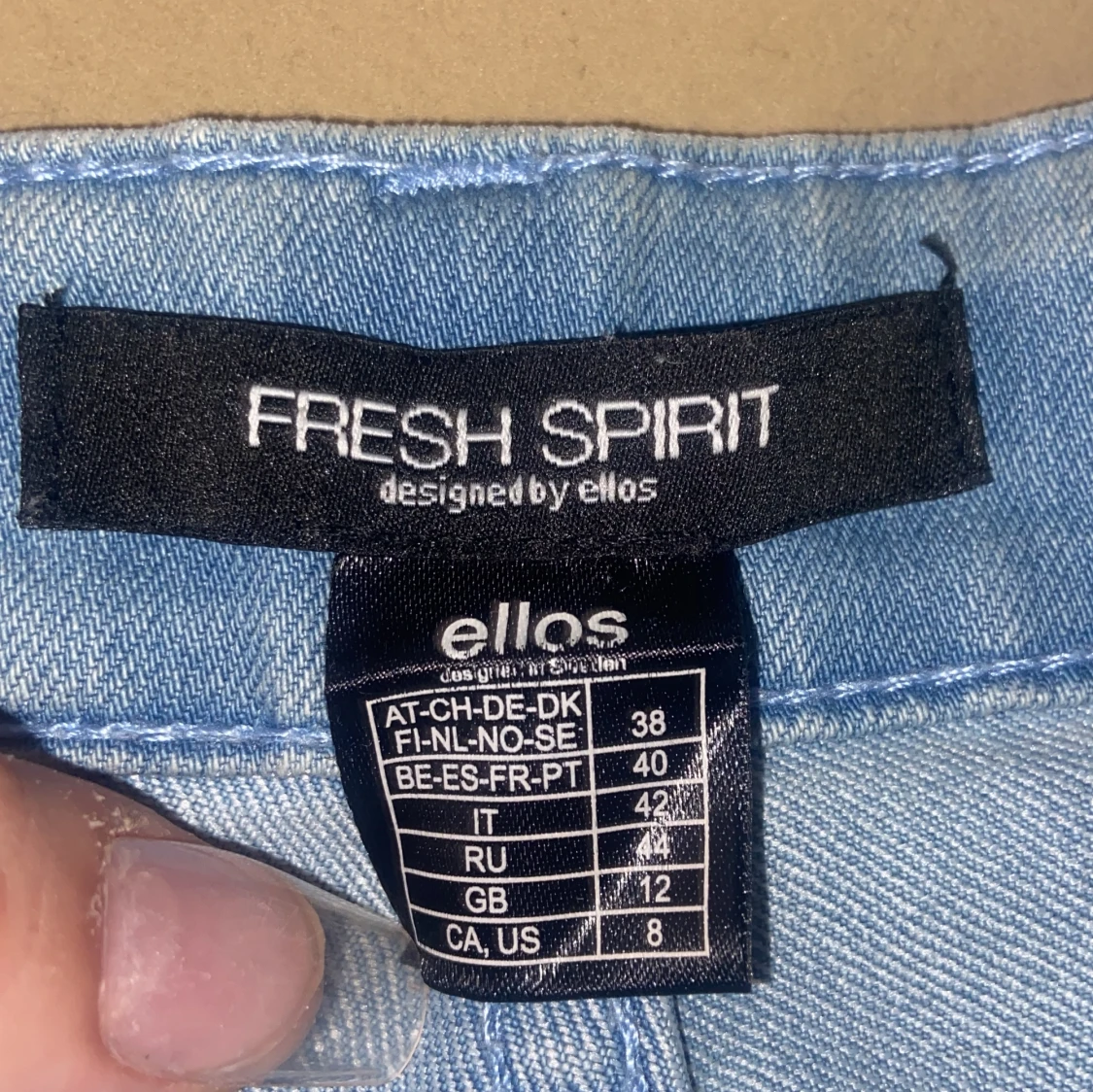 Ljusblå bootcut jeans från Ellos - 2