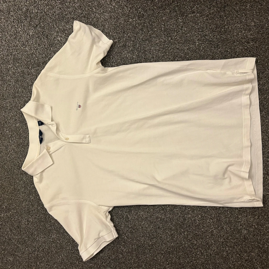 Vit pikétröja från Gant