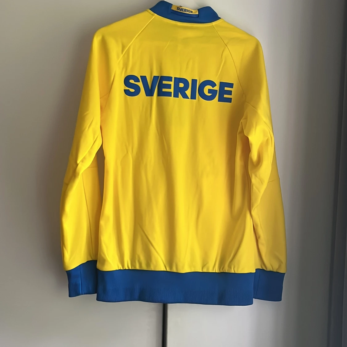 Sverige Adidas gul track jacket S - 1