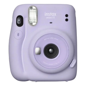 Ljuslila Instax Mini 11 - Säljer en ljuslila Instax Mini 11 direktkamera som skriver ut bilder direkt efter att du tagit dem. Kameran har en rundad form, inbyggd blixt och enkel knapp för att ta bilder. Perfekt för att få fysiska foton direkt i handen. Jättefin och gör så fina bilder men får intr användning för den längre! Kolla in min sida om du vill köpa tillbehör till den!