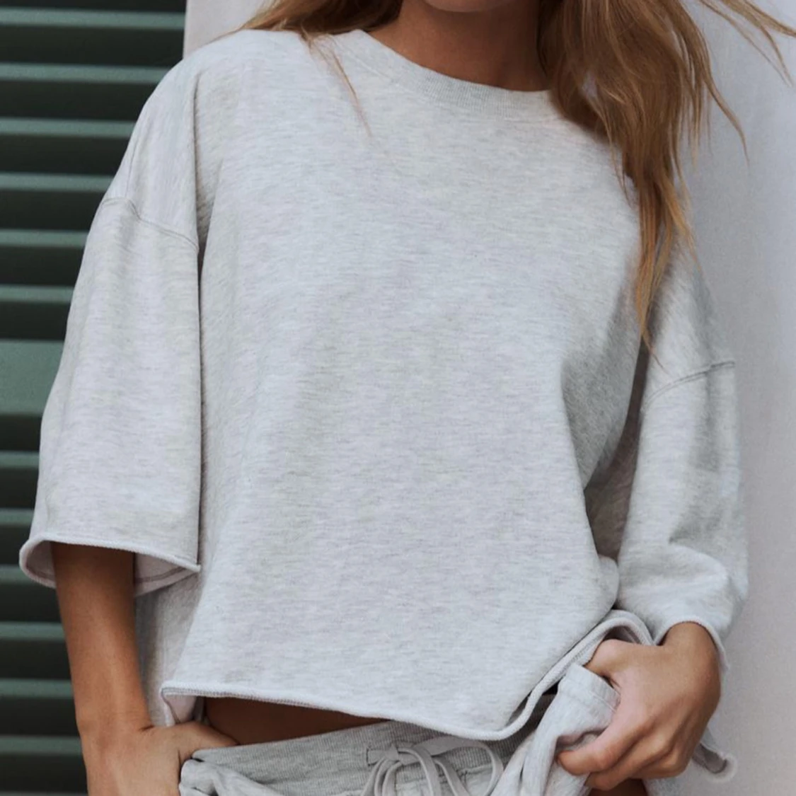 Ljusgrå t-shirt från Zara