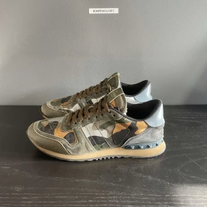 Rockrunners - Valentino rockrunners i bra skick, storlek 41💫  Skriv om intresserad👍