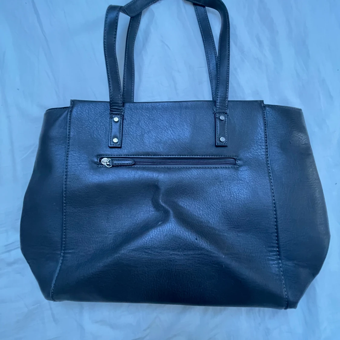 Svart axelväska från Don Donna - 1