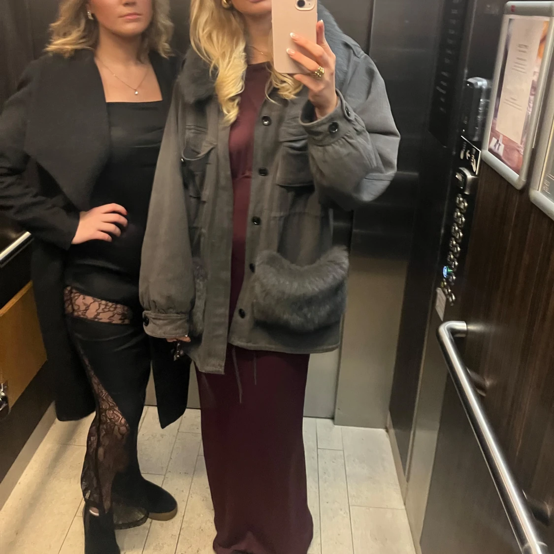 Vinröd offshoulder långklänning - 1