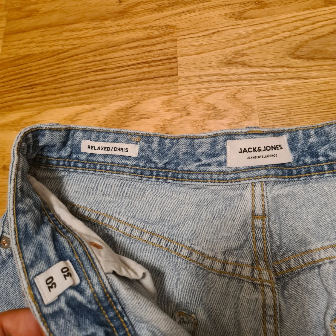 Ljusblå jeans från Jack & Jones Relaxed/Chris - 1