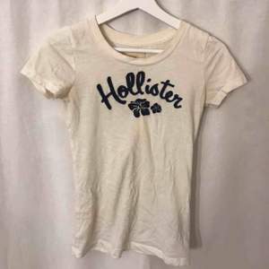 Bra skick hollister t-shirt