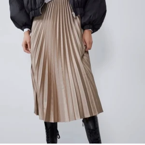 Super söt kjol - Sparsamt använd kjol, kommer inte till användning 