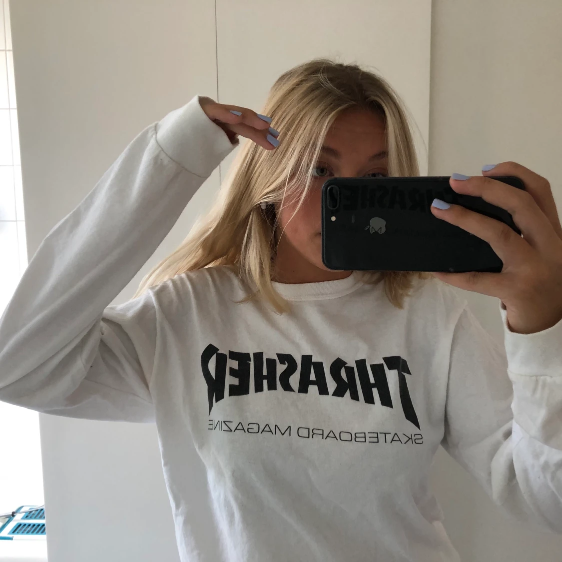 Vit Thrasher tröja strl M