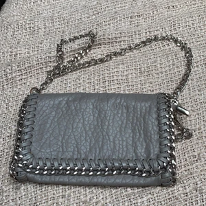 Väska - Väska i bra skick. Knappt använd. Frakt tillkommer