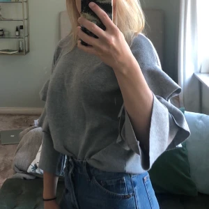 Originell långärmad  - Cool långärmad som är varm och i skönt material! 