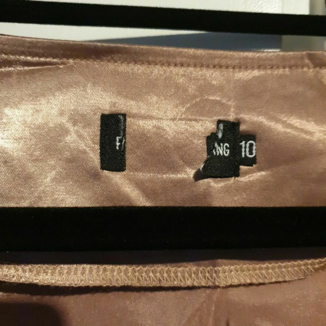 Satin Topp som man knyter - 91