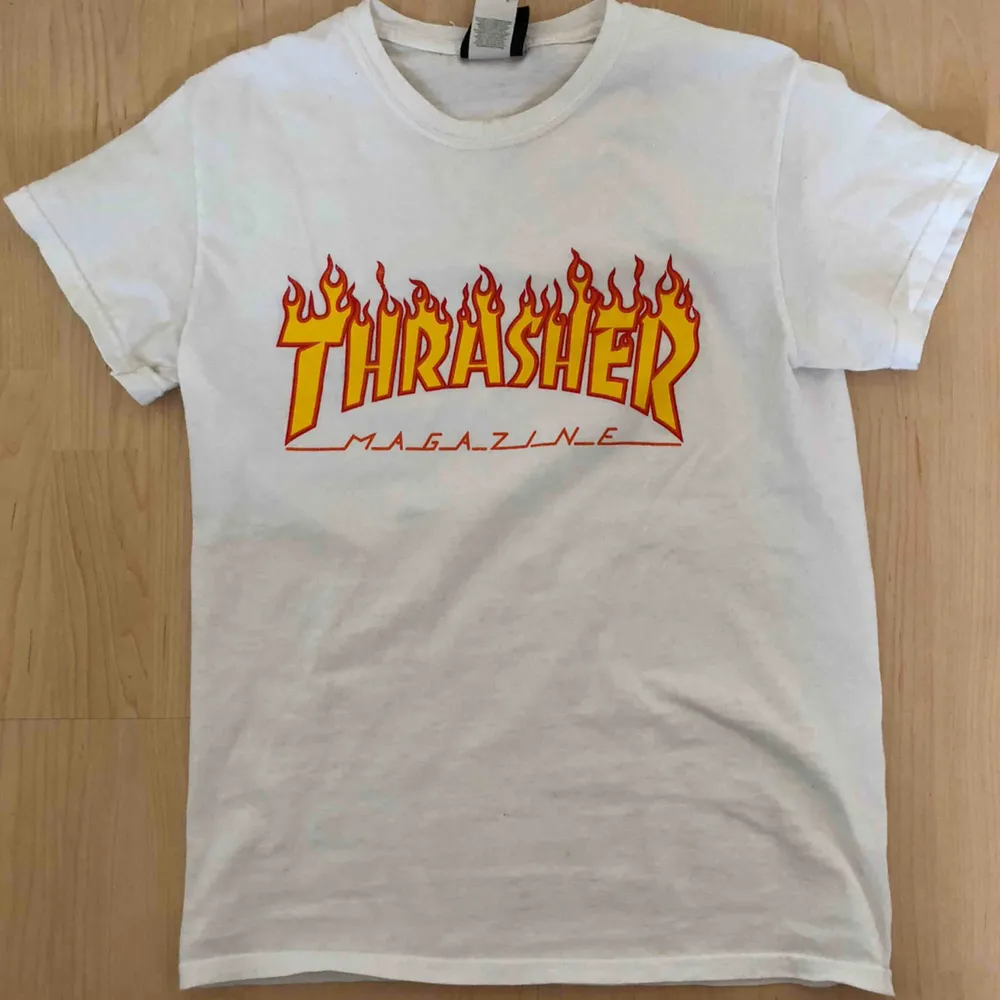 Trasher t-shirt  Nypris: 350kr. Köparen betalar frakten själv. T-shirts.