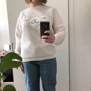  - Mysig oversized pyjamaströja från Cubus💖 10/10 skick, använd fåtal gånger💖Storlek M, stor i storleken 