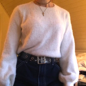 Tröja från Bershka - Jätte mysig tröja från Bershka i fint skick. Stl. S. 49kr +frakt :)