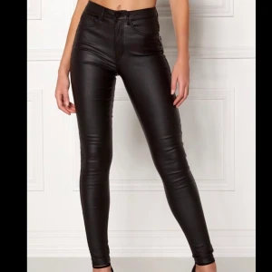 Skinnbyxor - Skinnbyxor från Vero Moda, storlek XXS längd32.💘 som nya