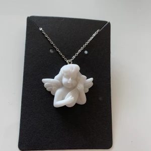 Halsband ängel🌟 - 59kr  + 15kr frakt