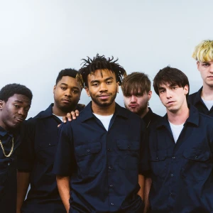 2 BROCKHAMPTON biljetter, 10 Maj i Stockholm 2021 - Säljer två st ståplats biljetter till Brockhampton när de spelar i annexet i Stockholm 10 Maj 2021. Biljetterna kan ni få både via Mail och post :) original pris: 650 för en. Mitt pris 2 för 1000