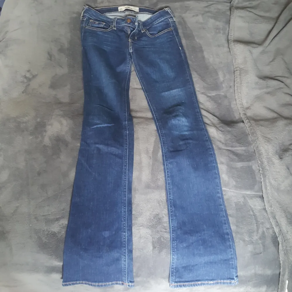 Hollisterbootcut jeans. Jeans & Byxor.