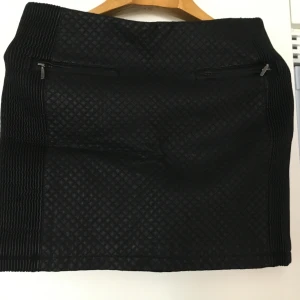 Promod kjol i stl 40 - Ny promod kjol i stl 40.