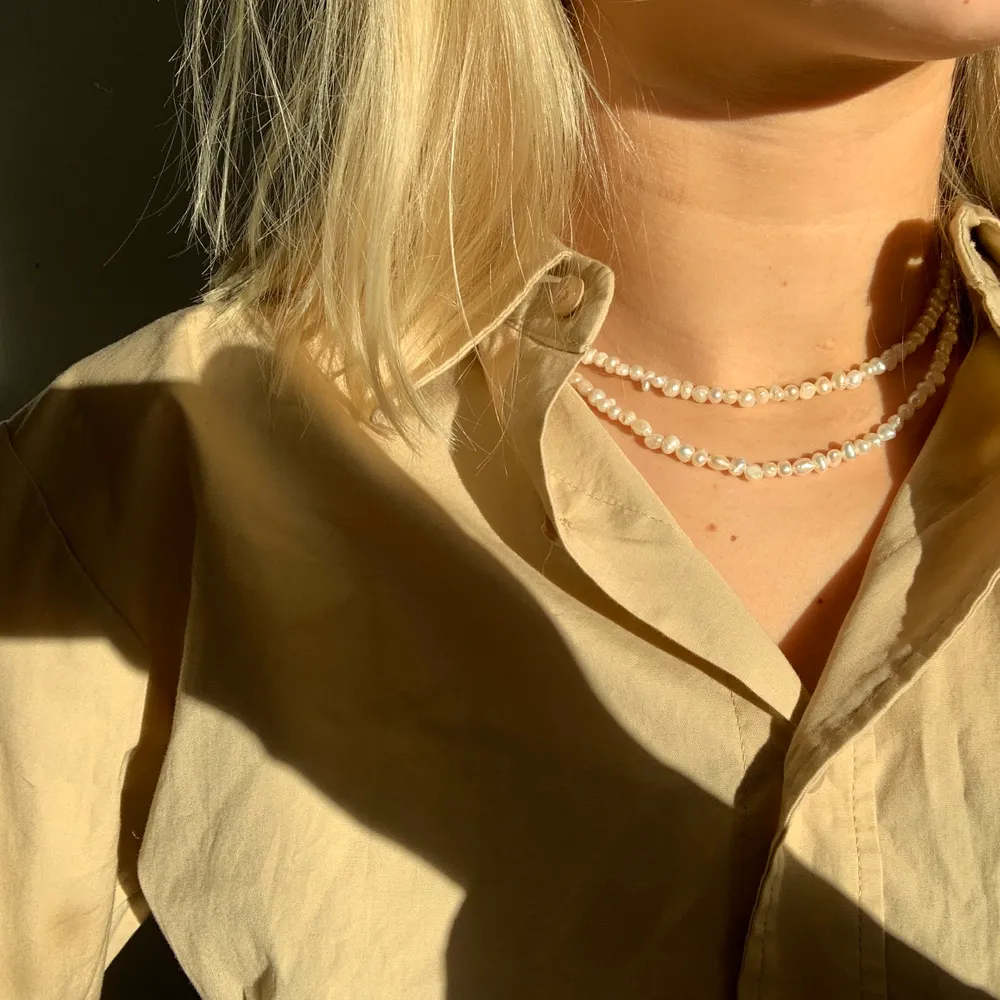 Kolla in mer på Instagram @aliceruthjewelry🥰🥰 Gör dessa på beställning! Går att välja i både silver och guldpläterad kedja och lås!🥰. Asusteet.