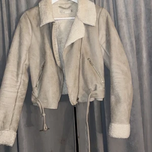 NLY trend jacka - Strl 36, nypris 699kr fint skick