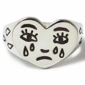 Ring - Frakt tillkommer på 12kr❤️